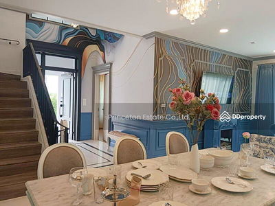 Nantawan Rama 9 New Krungthepkreetha, Bangkok, Thailand Nantawan Rama 9 New Krungthepkreetha, Bangkok, Thailand