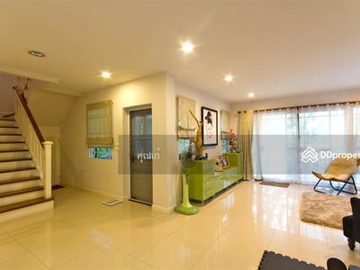 A8MG2116, Chiang Mai, Thailand A8MG2116, Chiang Mai, Thailand