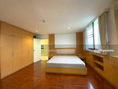 Supalai Place Sukhumvit 39, Bangkok, Thailand Supalai Place Sukhumvit 39, Bangkok, Thailand