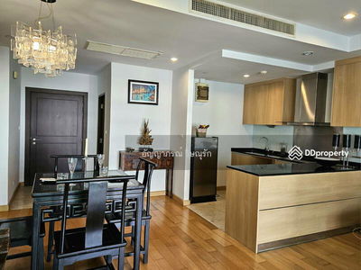 Sathorn Gardens, Bangkok, Thailand Sathorn Gardens, Bangkok, Thailand