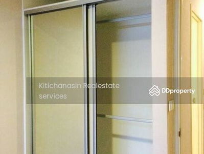 Fuse Chan-Sathorn, Bangkok, Thailand Fuse Chan-Sathorn, Bangkok, Thailand