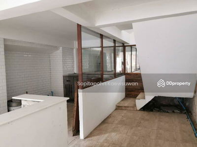 10120, Bangkok, Thailand 10120, Bangkok, Thailand