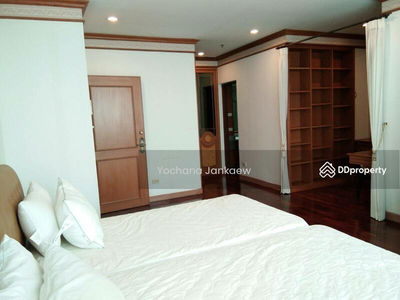 President Place, Bangkok, Thailand President Place, Bangkok, Thailand