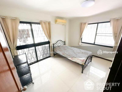 Sam Sen Nai, Bangkok, Thailand Sam Sen Nai, Bangkok, Thailand