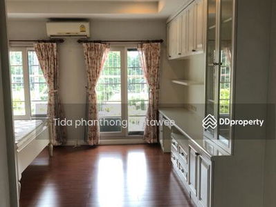 Urban Sathorn, Bangkok, Thailand Urban Sathorn, Bangkok, Thailand