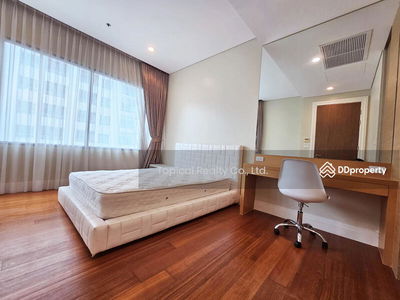 Bright Sukhumvit 24, Bangkok, Thailand Bright Sukhumvit 24, Bangkok, Thailand