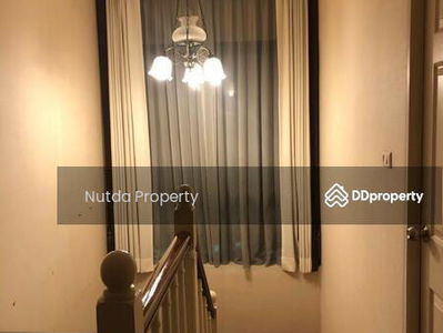 Setthasiri Wongwaen-Sukhaphiban 2, Bangkok, Thailand Setthasiri Wongwaen-Sukhaphiban 2, Bangkok, Thailand