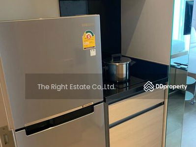 Park Origin Phrom Phong, Bangkok, Thailand Park Origin Phrom Phong, Bangkok, Thailand