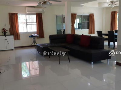 Raja City lakeside and garden home, Khon Kaen, Thailand Raja City lakeside and garden home, Khon Kaen, Thailand