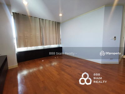 Royal River Place, Bangkok, Thailand Royal River Place, Bangkok, Thailand