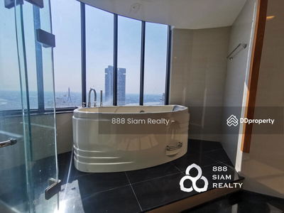 Royal River Place, Bangkok, Thailand Royal River Place, Bangkok, Thailand