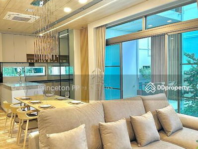 VIVE Rama 9, Bangkok, Thailand VIVE Rama 9, Bangkok, Thailand