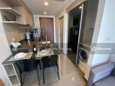 Onyx Phahonyothin, Bangkok, Thailand Onyx Phahonyothin, Bangkok, Thailand