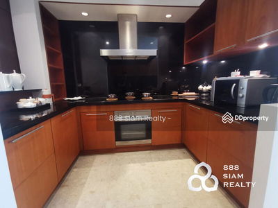 Royal Residence Park, Bangkok, Thailand Royal Residence Park, Bangkok, Thailand