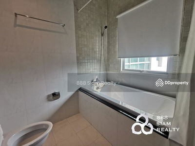 Royal Residence Park, Bangkok, Thailand Royal Residence Park, Bangkok, Thailand