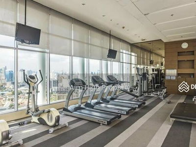 Life @ Sukhumvit 65, Bangkok, Thailand Life @ Sukhumvit 65, Bangkok, Thailand