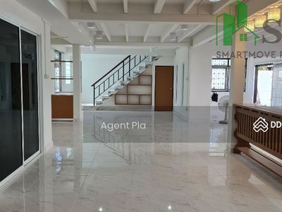 Single house for rent in Soi Chokchai 4 (SPSAM1152), Bangkok, Thailand Single house for rent in Soi Chokchai 4 (SPSAM1152), Bangkok, Thailand