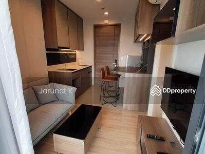 The Line Phahon-Pradipat, Bangkok, Thailand The Line Phahon-Pradipat, Bangkok, Thailand