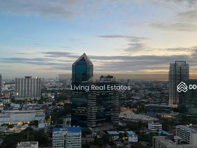 Supalai Park Phaholyothin, Bangkok, Thailand Supalai Park Phaholyothin, Bangkok, Thailand