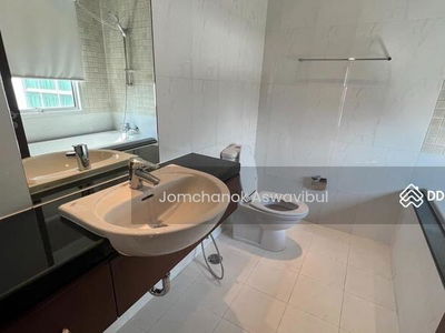 Royal Residence Park, Bangkok, Thailand Royal Residence Park, Bangkok, Thailand