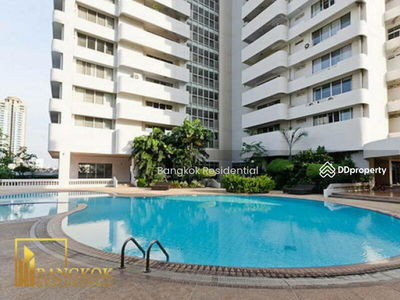 D.S. Tower 1 Sukhumvit 33, Bangkok, Thailand D.S. Tower 1 Sukhumvit 33, Bangkok, Thailand