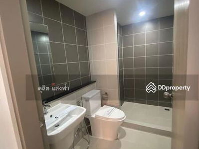 Townhome for rent, behind Suea Palm Hill University, Sriracha, Chon Buri., Thailand Townhome for rent, behind Suea Palm Hill University, Sriracha, Chon Buri., Thailand