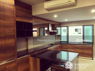 Bless Town Sukhumvit 50, Bangkok, Thailand Bless Town Sukhumvit 50, Bangkok, Thailand