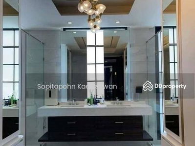 Quarter 31, Bangkok, Thailand Quarter 31, Bangkok, Thailand