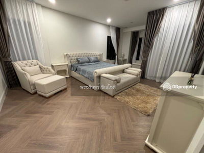 Nantawan Rama 9 New Krungthepkreetha, Bangkok, Thailand Nantawan Rama 9 New Krungthepkreetha, Bangkok, Thailand