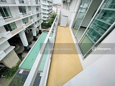 Waterford Sukhumvit 50 condominium, Bangkok, Thailand Waterford Sukhumvit 50 condominium, Bangkok, Thailand