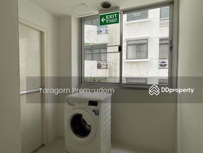 Suan Phinit Place, Bangkok, Thailand Suan Phinit Place, Bangkok, Thailand