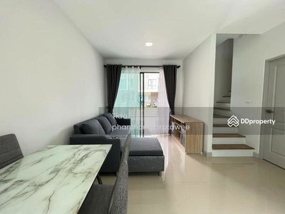 Grande Pleno Phahol-Vibhavadi, Pathum Thani, Thailand Grande Pleno Phahol-Vibhavadi, Pathum Thani, Thailand