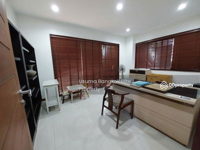 Research Center, only 5 km. to Central Rama 9, Bangkok, Thailand Research Center, only 5 km. to Central Rama 9, Bangkok, Thailand