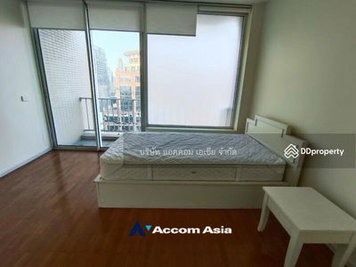 Langsuan Ville, Bangkok, Thailand Langsuan Ville, Bangkok, Thailand