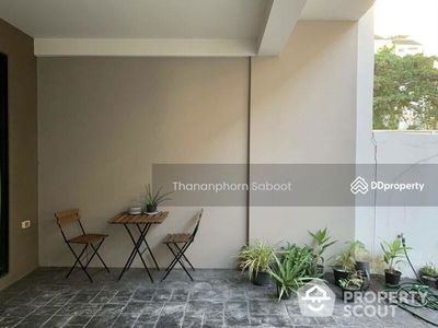 Bless Town Sukhumvit 50, Bangkok, Thailand Bless Town Sukhumvit 50, Bangkok, Thailand