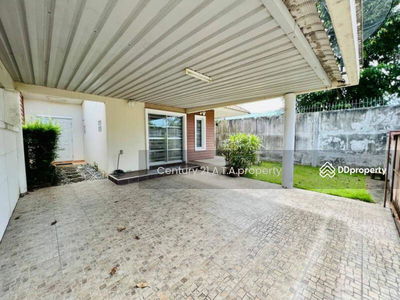 Village Park sriracha, Chon Buri, Thailand Village Park sriracha, Chon Buri, Thailand