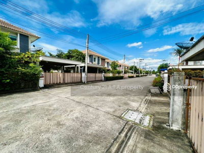 Village Park sriracha, Chon Buri, Thailand Village Park sriracha, Chon Buri, Thailand