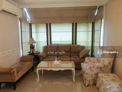 Laddarom, Nonthaburi, Thailand Laddarom, Nonthaburi, Thailand