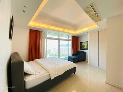 Azura, Vietnam Azura, Vietnam