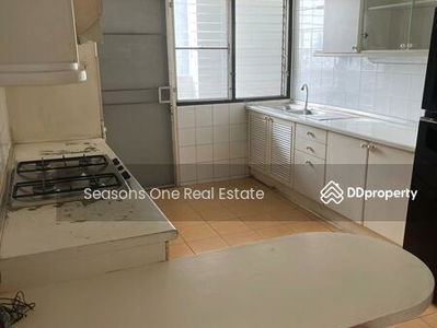 Condo 3 bedrooms for rent near BTS Phrom Phong., Bangkok, Thailand Condo 3 bedrooms for rent near BTS Phrom Phong., Bangkok, Thailand