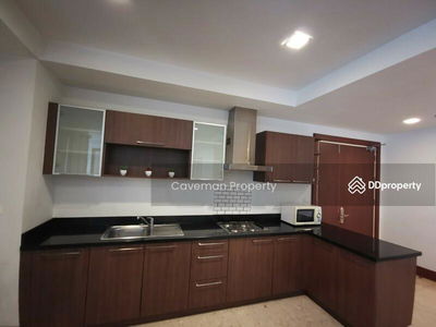 Nusasiri Grand, Bangkok, Thailand Nusasiri Grand, Bangkok, Thailand