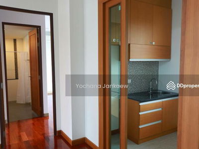 Large 5-Br House near BTS Phra Khanong, Bangkok, Thailand Large 5-Br House near BTS Phra Khanong, Bangkok, Thailand