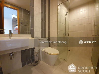 Circle Condominium, Bangkok, Thailand Circle Condominium, Bangkok, Thailand