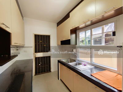 Passorn 3 Rangrit Klong 3, Pathum Thani, Thailand Passorn 3 Rangrit Klong 3, Pathum Thani, Thailand