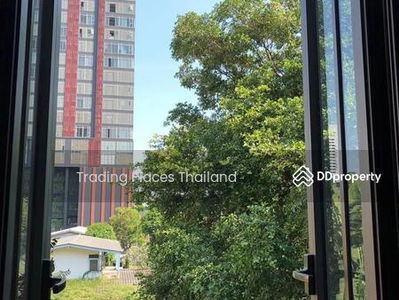 The Reserve Sukhumvit 61, Bangkok, Thailand The Reserve Sukhumvit 61, Bangkok, Thailand