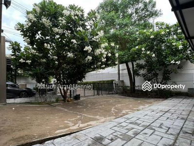 Chaiyapruk Ramintra – Wongwaen 2, Bangkok, Thailand Chaiyapruk Ramintra – Wongwaen 2, Bangkok, Thailand