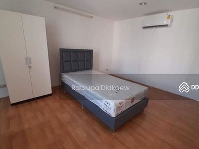 Busarakum place, Bangkok, Thailand Busarakum place, Bangkok, Thailand