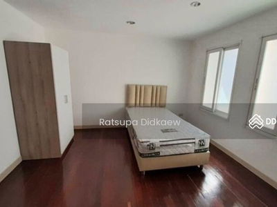 Busarakum place, Bangkok, Thailand Busarakum place, Bangkok, Thailand