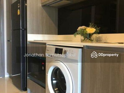 Circle Rein Sukhumvit 12, Bangkok, Thailand Circle Rein Sukhumvit 12, Bangkok, Thailand