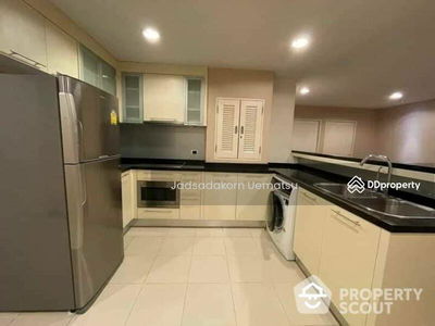 The Silk Phaholyothin-Aree2 condominium, Bangkok, Thailand The Silk Phaholyothin-Aree2 condominium, Bangkok, Thailand